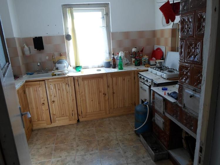 Casă cu 3 camere în Neagra