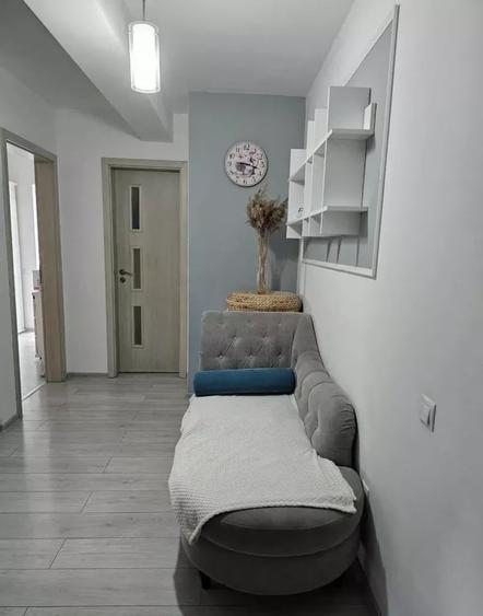 Apartament cu 2 camere decomandat, mobilat în Între Lacuri