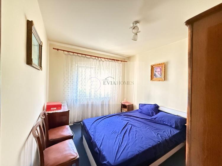 Apartament cu 3 camere decomandat în Plopilor