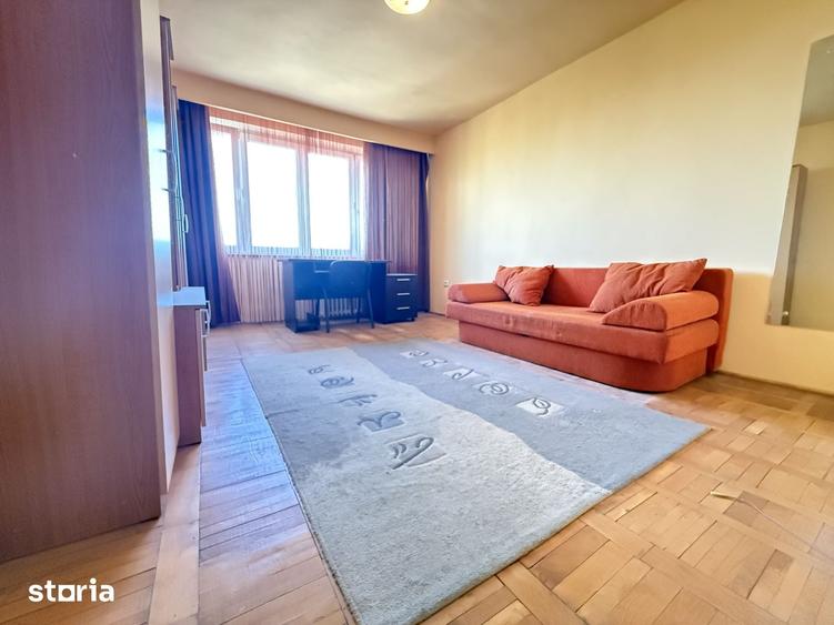 Apartament cu 2 camere decomandat în Complex Studențesc