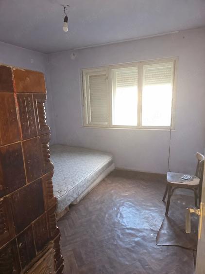Apartament cu 3 camere decomandat în Suciu de Sus