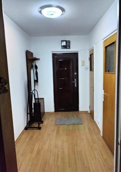 Apartament 3 camere, parter inalt cu  balcon, bloc reabilitat, langa metrou, Dru - 4
