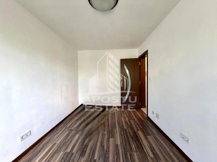 Apartament cu 2 camere nedecomandat în Șagului