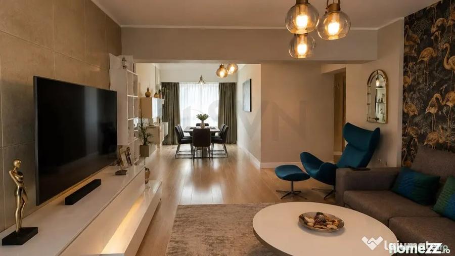 Apartament cu 4 camere decomandat în Ultracentral