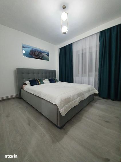 Apartament cu 2 camere decomandat, mobilat în Central