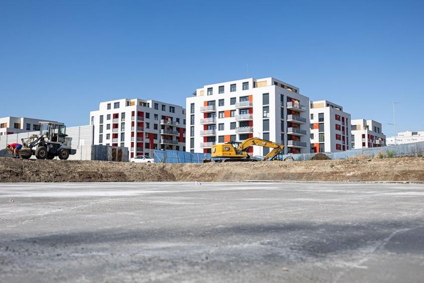 Apartament cu 2 camere decomandat în UTA