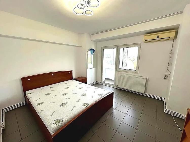 Apartament cu 3 camere decomandat, mobilat în Alba Iulia