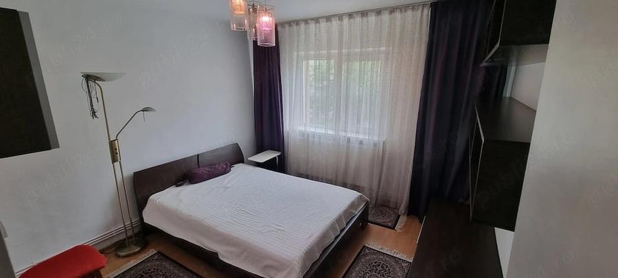 Apartament cu 3 camere decomandat în Lăpuș