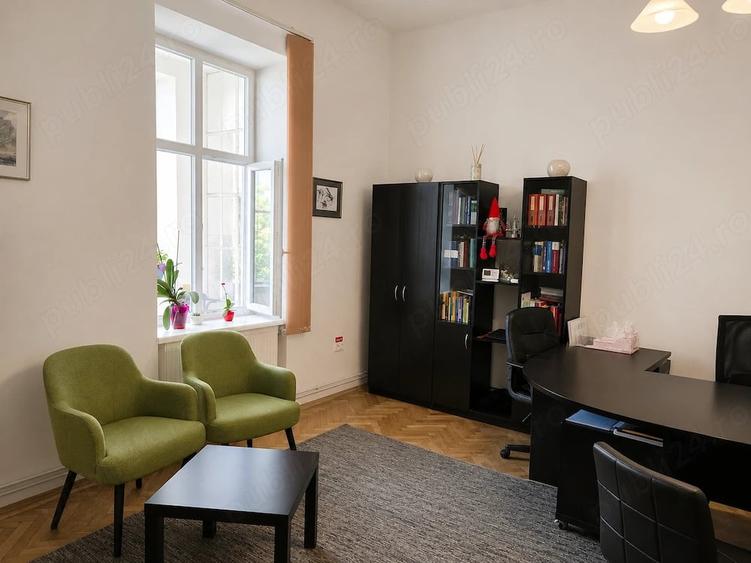 Apartament cu 2 camere decomandat în Central