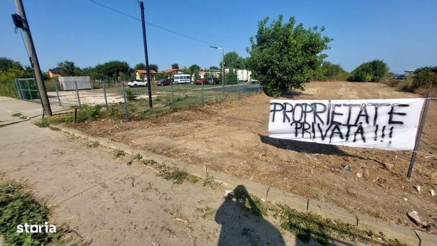 Teren de 989 mp, în Letea Veche