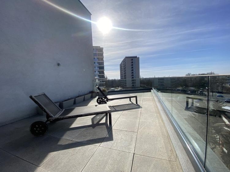Apartament cu 4 camere decomandat, mobilat în Sisești
