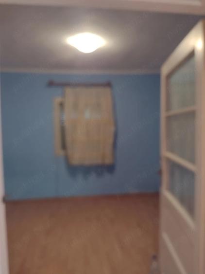 Casă cu 3 camere cu Teren 1000 Mp în Rogoz