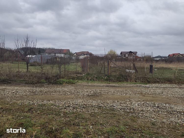 Teren de 470 mp, în Bascov