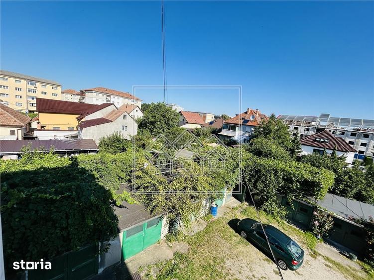 Apartament cu 2 camere decomandat în Ștrand