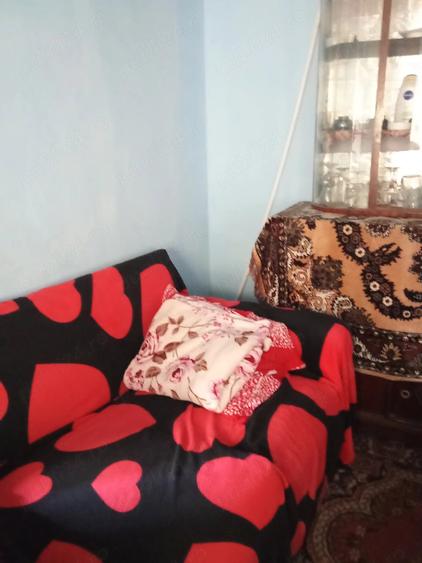 Casă cu Teren 635 Mp în Cioceni