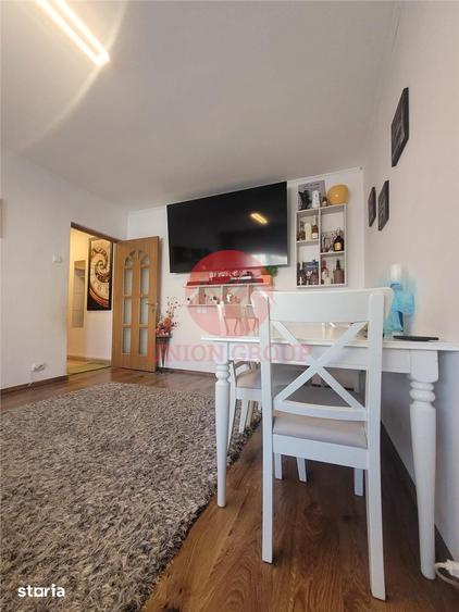 Apartament cu 3 camere, mobilat în Tomis Nord