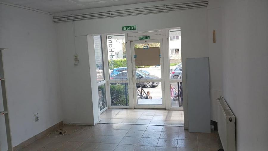 Spațiu comercial, de 50 mp, în Central