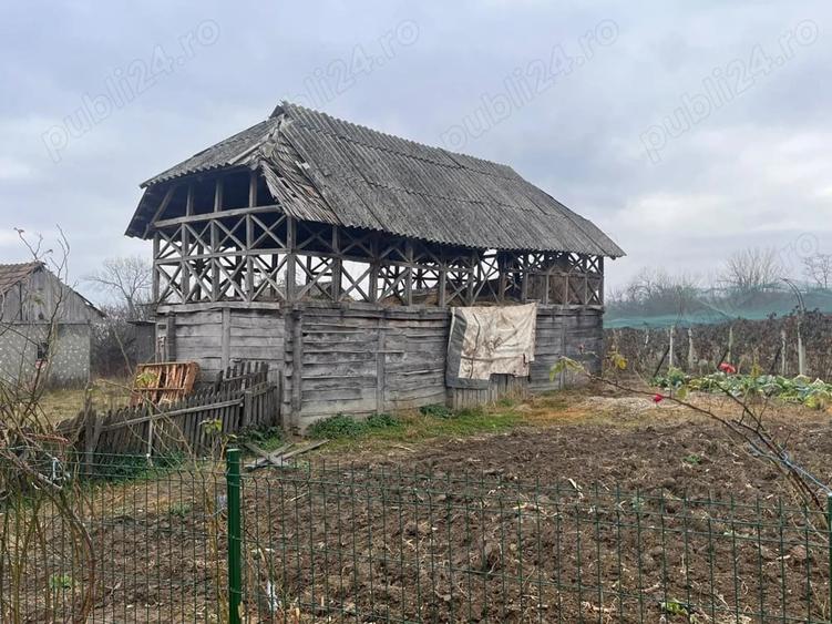 Teren de 518 mp, în Pădurețu