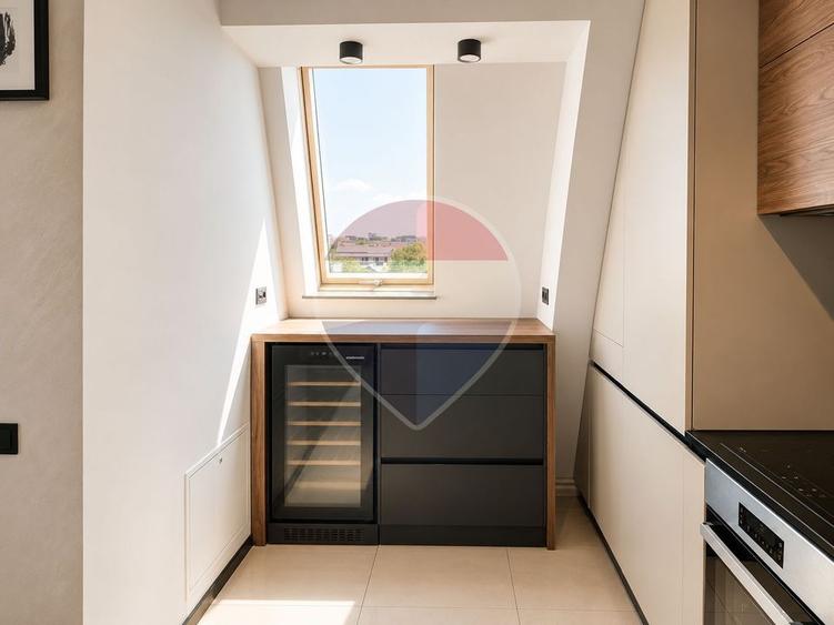 Apartament cu 2 camere decomandat în Tractorul