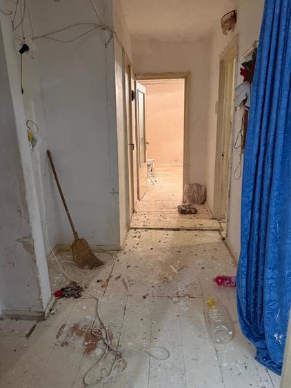Apartament cu 2 camere decomandat în Drumul Taberei