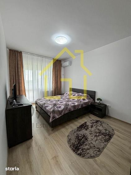 Garsonieră decomandată în Apărătorii Patriei