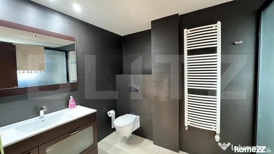 Apartament cu 4 camere decomandat, mobilat în 1 Mai