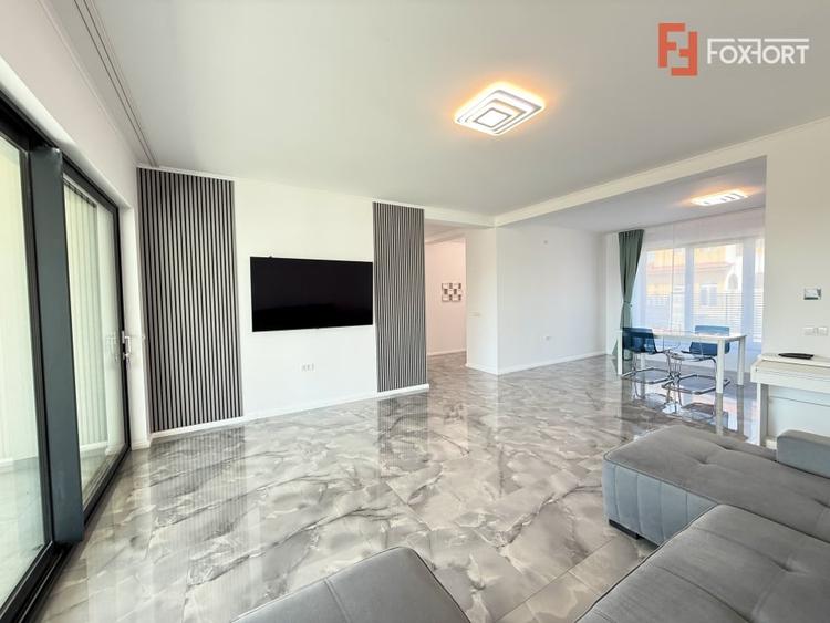 Casă individuală cu 5 camere cu Teren 1033 Mp în Săcălaz