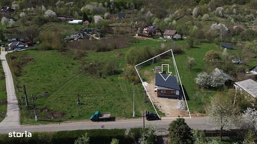 Casă cu 3 camere în Valea Chioarului