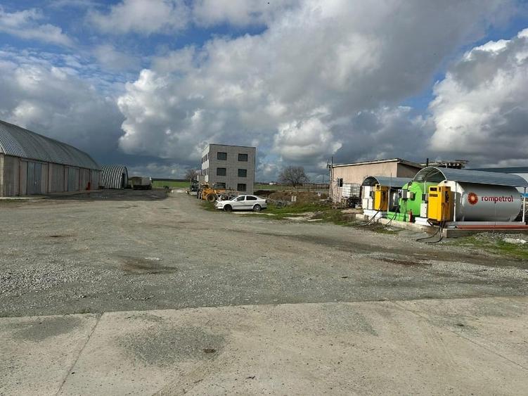 Teren Construcții intravilan de 15000 mp, în Agigea
