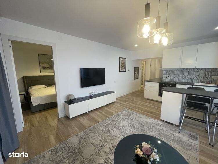 Apartament cu 3 camere în Victoriei