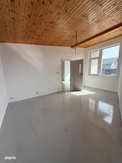 Casă cu 3 camere în Ciorogârla