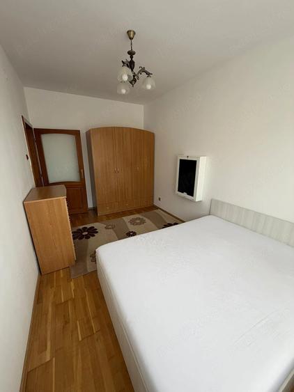 Apartament cu 2 camere decomandat în Ștrand