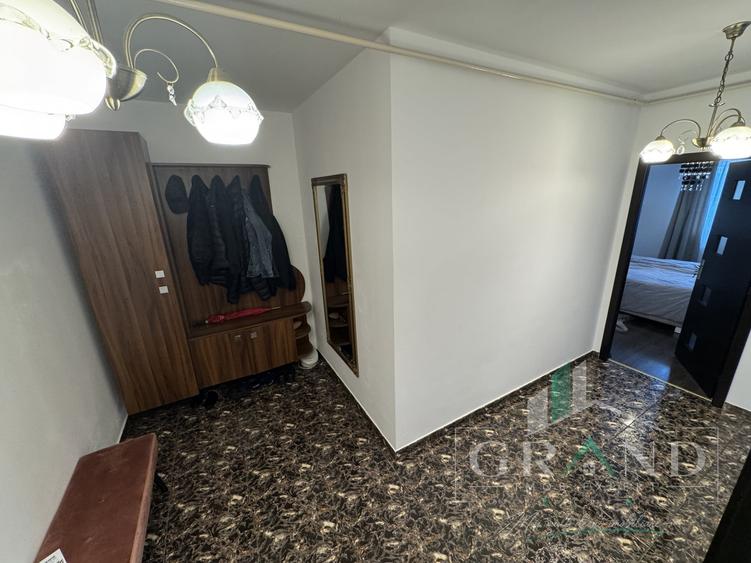 Apartament cu 2 camere semidecomandat, mobilat în Mănăștur