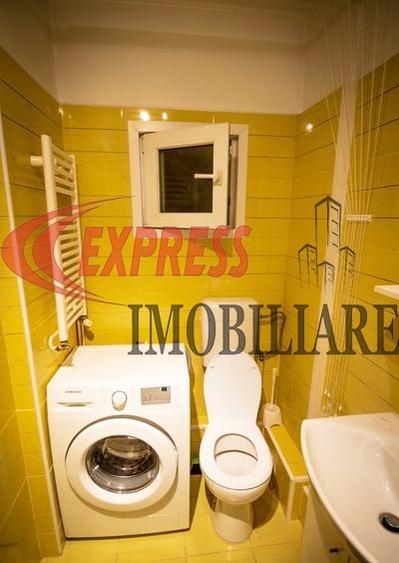 Apartament cu 3 camere decomandat în Dristor
