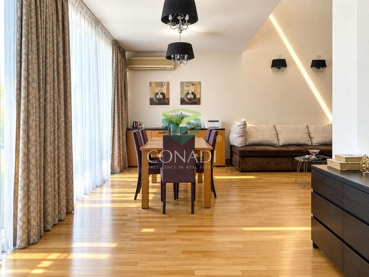 Apartament cu 5 camere decomandat în Herăstrău