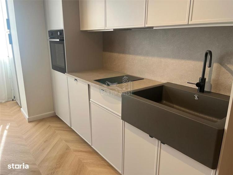 Apartament cu 3 camere, mobilat în Sub Arini