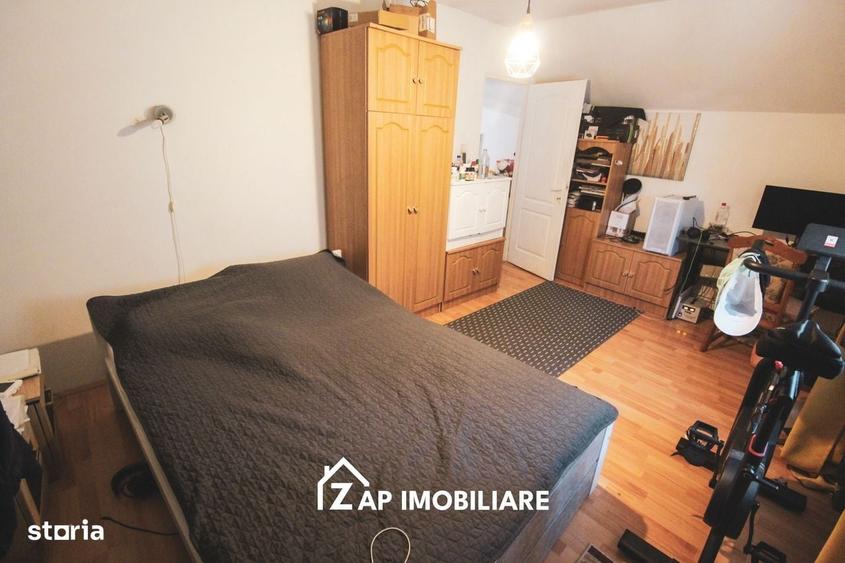 Casă cu 4 camere în Central
