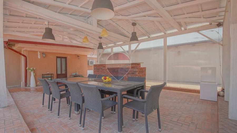 Casă individuală cu 3 camere cu Piscina în Bod