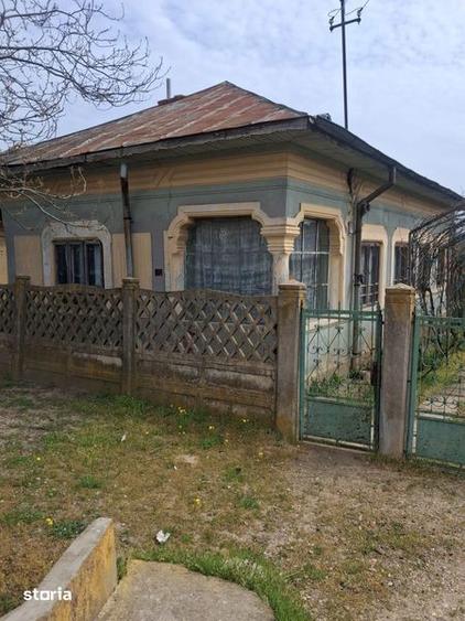 Casa de vanzare in comuna Lipovu jud Dolj - 8