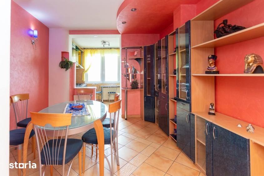 Apartament cu 3 camere decomandat în Central