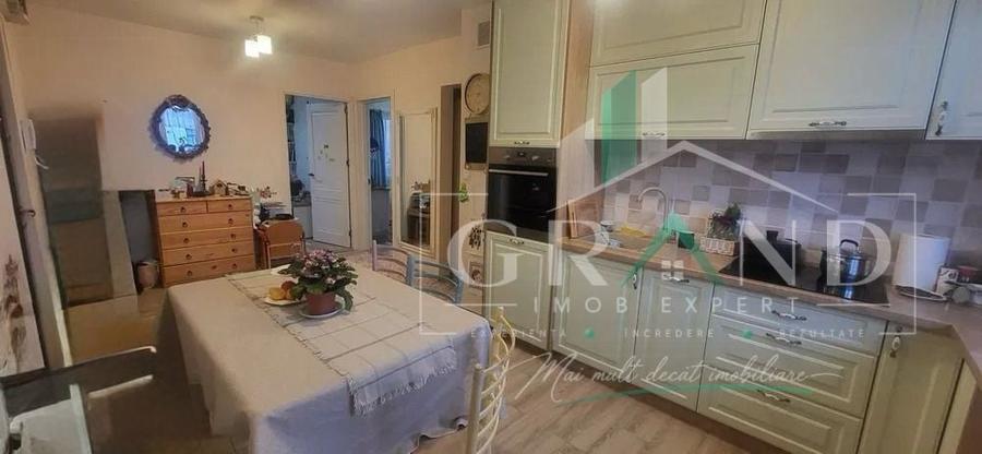 Apartament cu 3 camere decomandat, mobilat în Mănăștur