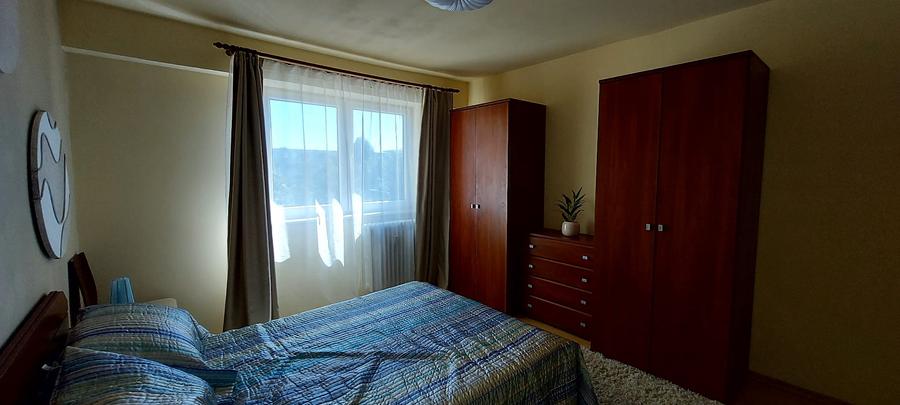 Apartament cu 2 camere decomandat în Boema