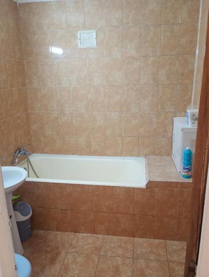 Apartament cu 2 camere decomandat în Tineretului