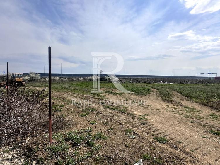 Teren Construcții intravilan de 2880 mp, în Sântion