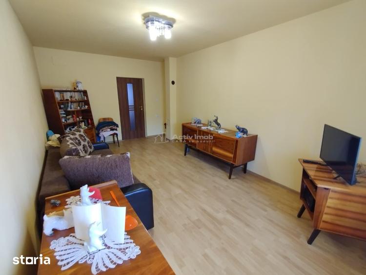 Casă cu 5 camere cu Teren 1800 Mp în Ciuchici