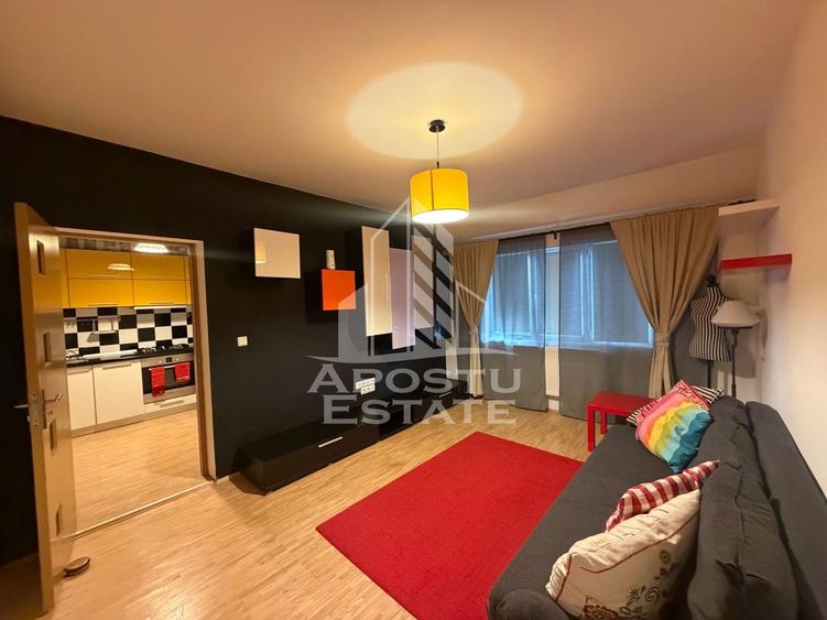 Apartament cu 3 camere decomandat în Aradului