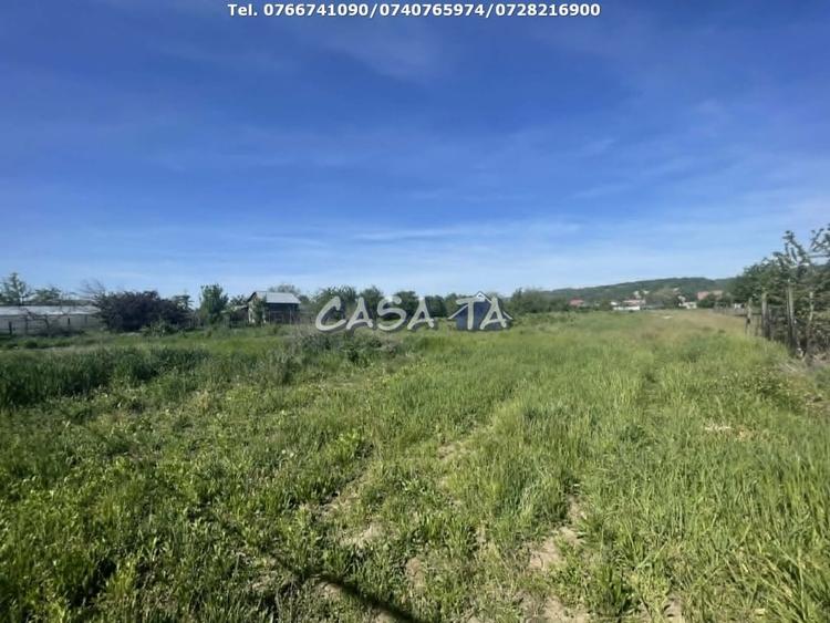 Teren Construcții intravilan de 525 mp, în Șișești