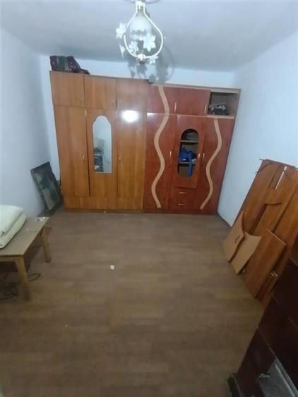 Casă cu 1 camere cu Canalizare în Apollo