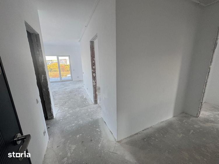 Apartament cu 3 camere decomandat în Trei Stejari