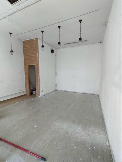 Spațiu comercial, de 34 mp, în Central